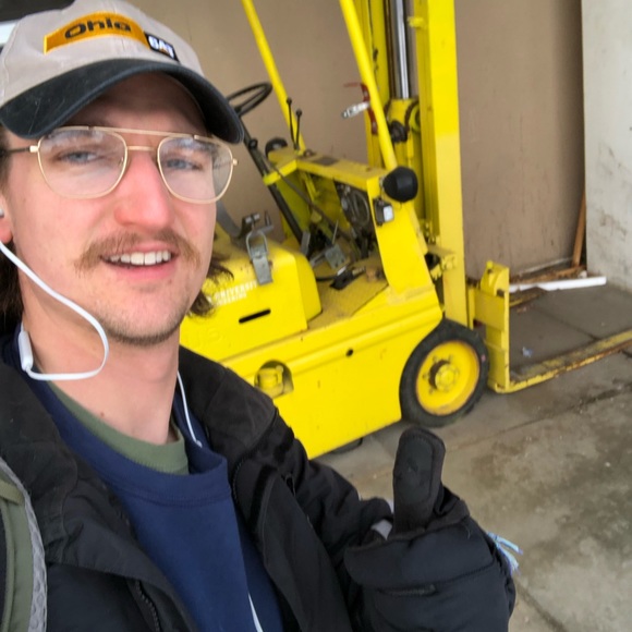 Meet your Posher, Adrian - Picture 1 of 1